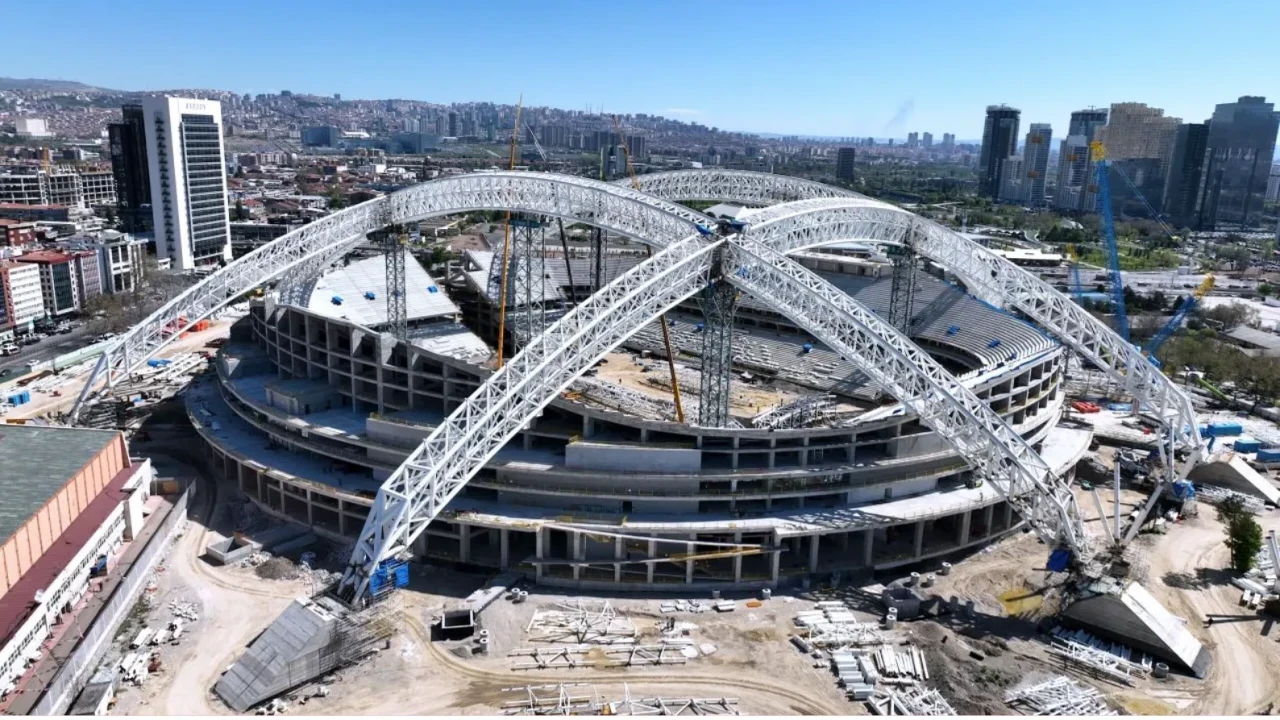 Ankara'nın Yeni Stadyumu 285 Metrelik Çelik Çatı: Dünya Sıralamasında Üçüncü