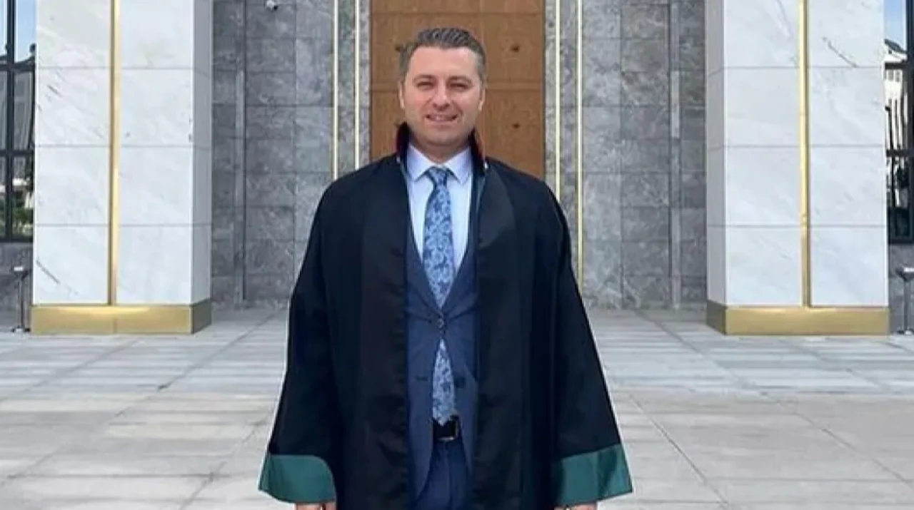 Ahmet Faruk Kuran Kimdir? Hukuk Geleneğinden Siyaset Sahnesine Yükselen İsim