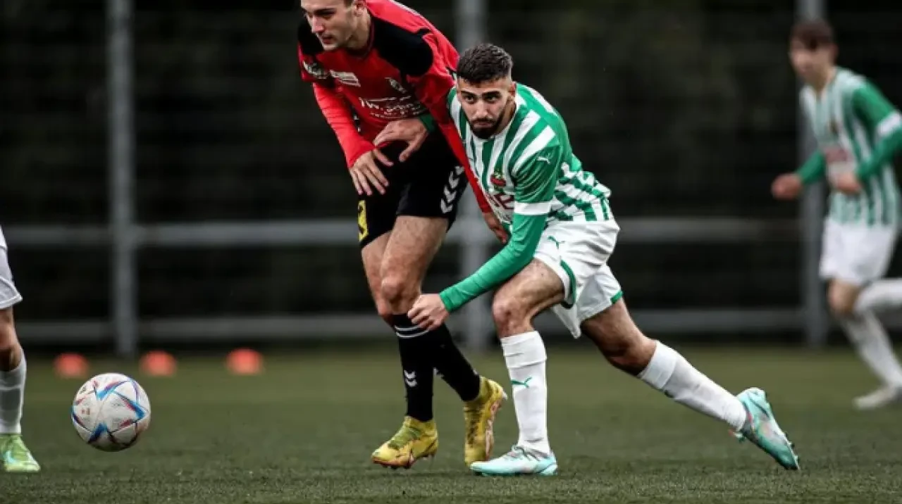Konyaspor Rapid Wienli Mücahit İbrahimoğlu’nu Transfer Etti 3 Yıllık Sözleşme İmzalandı