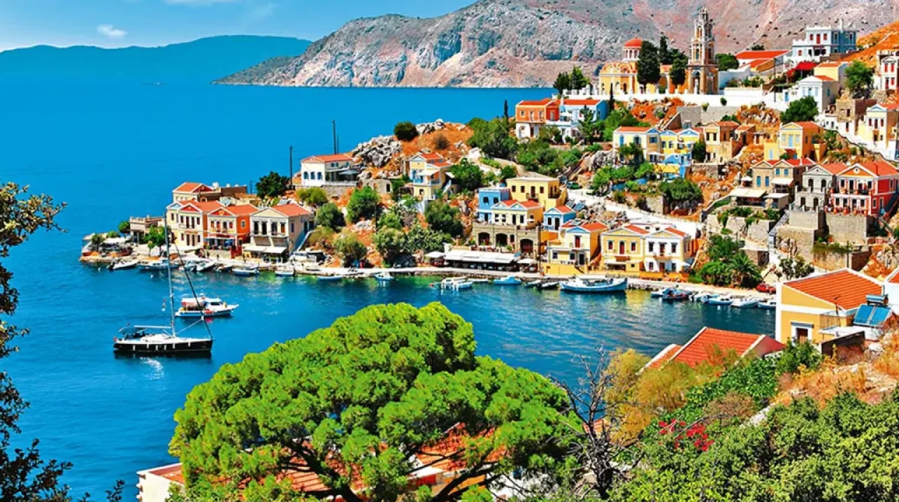 Yunanistan Asgari Ücret 2025: Net Maaş, Saatlik Ücret, Meslek Maaşları ve TL Karşılığı