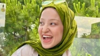 Zehra İnşallah Boyu Kaç, Kaç Yaşında, Nereli, Ne Okudu, Soyadı Ne, Takı Markası Ne, Hastalığı Ne, Neden Türbanını Çıkardı?