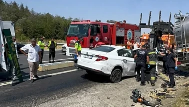 TEM Otoyolu Çorlu Mevkiinde Feci Kaza: 5 Kişi Hayatını Kaybetti