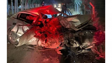 Söke’de Feci Kaza: Otomobil Ağaca Çarptı, Sürücü Hayatını Kaybetti