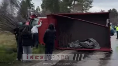 Kelekçi Girişinde Korkutan Kaza! Yağışlı Yol Kaydırdı