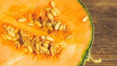 Kavun Çekirdeği Faydaları Nelerdir? Nasıl Tüketilmeli, Ne Kadar Yenmeli?