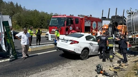 TEM Otoyolu Çorlu Mevkiinde Feci Kaza: 5 Kişi Hayatını Kaybetti