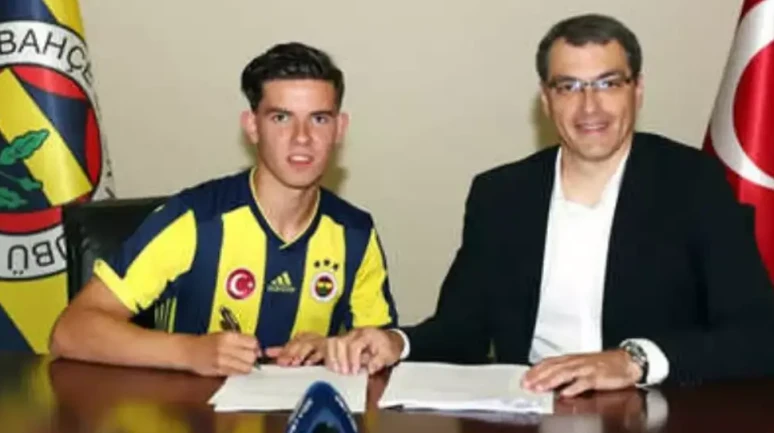 Ferdi Kadıoğlu Fenerbahçe’ye Geri Dönüyor: 1 Yıllık Kiralık Transfer oldu olacak