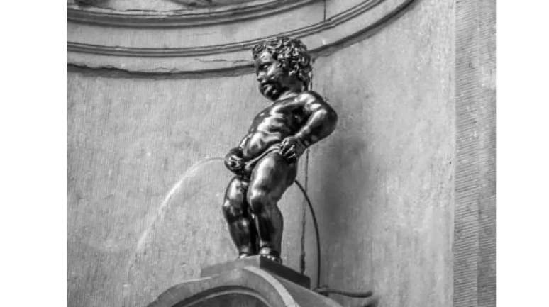 Galatasaray'ın 5 Yıldızlı Forması Manneken Pis Heykeline Giydirilecek