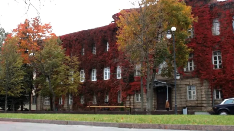 Belarus 2025-2026 Üniversite Başvuru Takvimi, Kabul Şartları, Üniversiteler, Bölümler, Vize, Konaklama, Yaşam Maliyeti ve Gezilecek Yerler