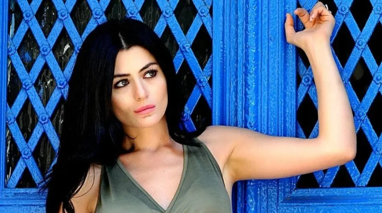 Çarpıntı Hülya Güneş Kimdir? Deniz Çakır Kimdir, Kaç Yaşında, Aslen Nereli, Evli mi İnstagram Adresi?